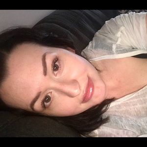 Meet your Posher, Alexandra